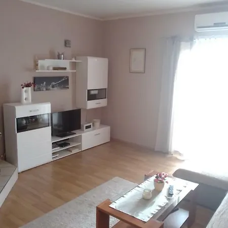 Apartament Apartman Carlo *