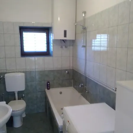 Apartament Apartman Carlo Szybenik