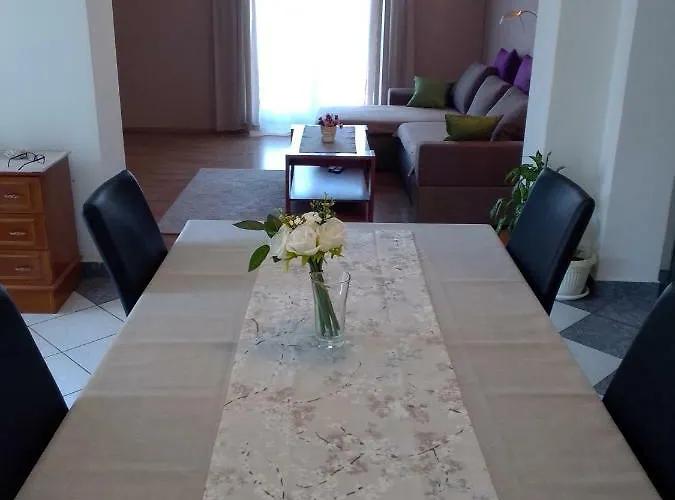 Appartement Apartman Carlo *